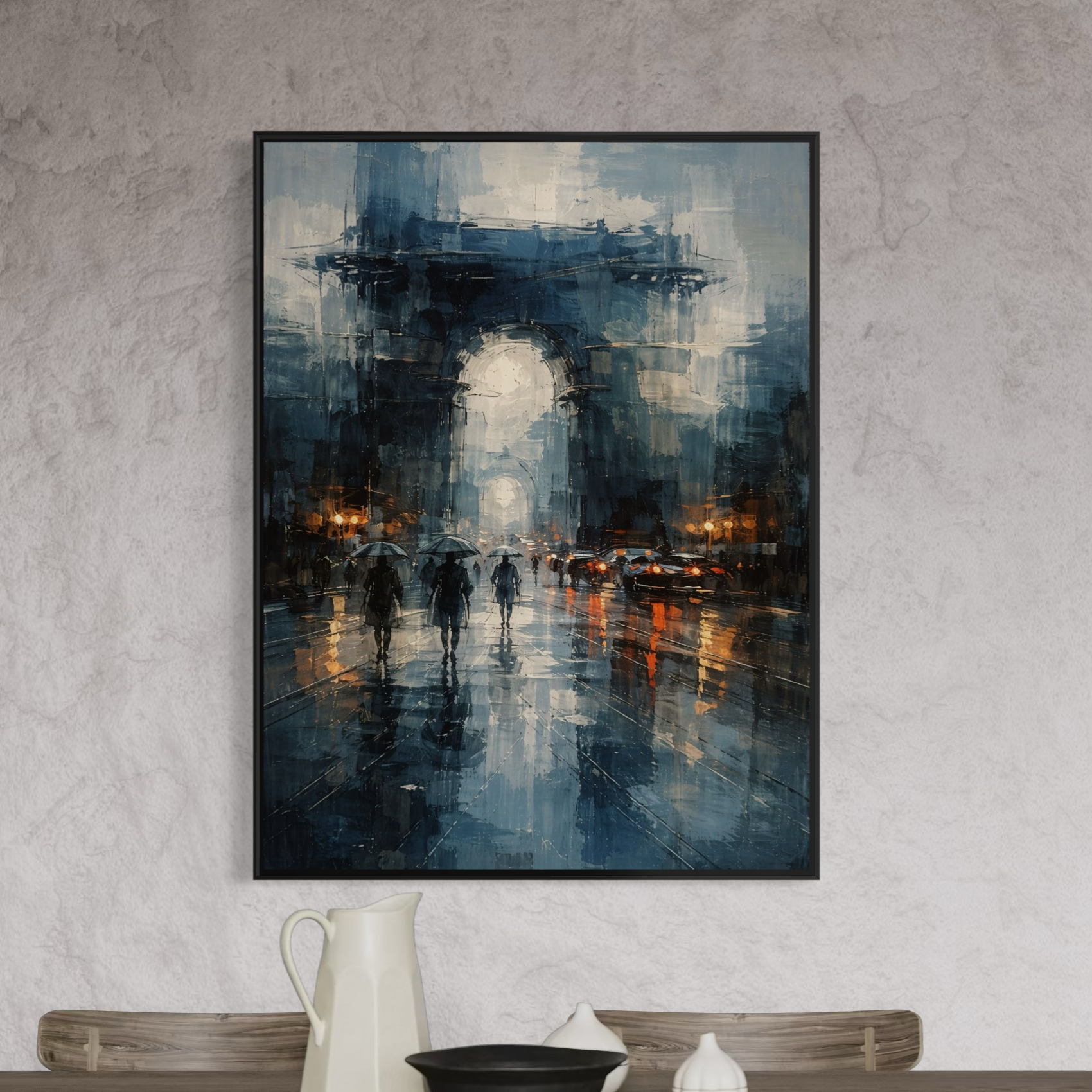 Tableau Paris sous la pluie – Arc de Triomphe peinture moderne ambiance nocturne Tableau Paris Arc de Triomphe dans une décoration intérieure moderne avec mur texturé