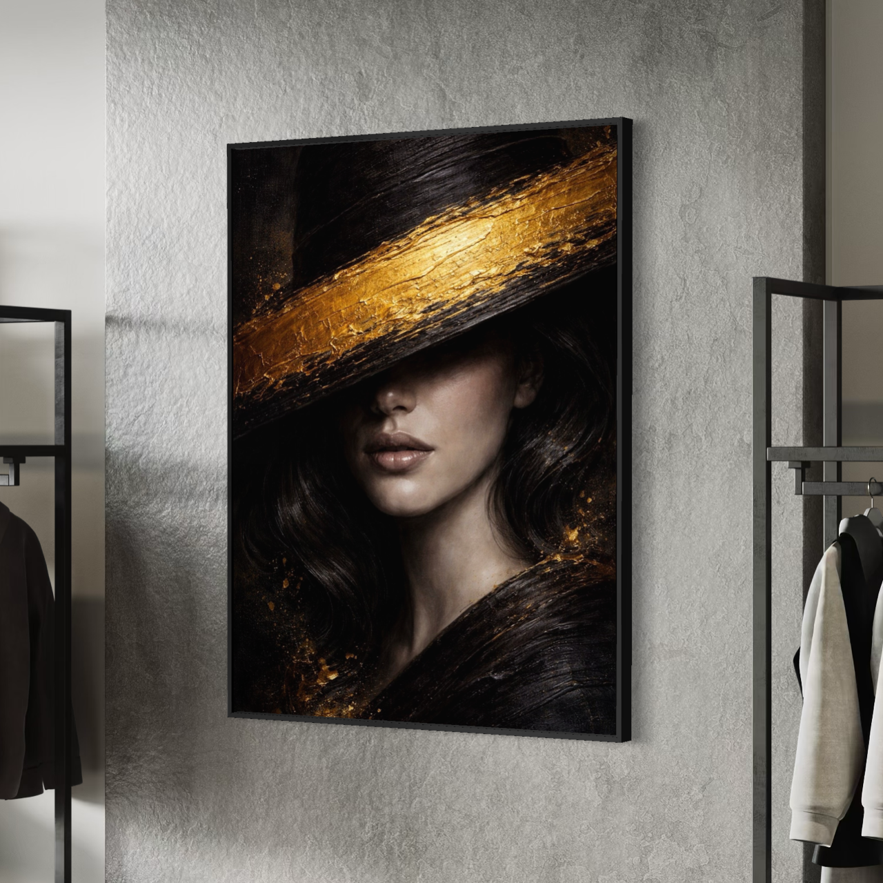 Élégance Noire – Portrait artistique contemporain Tableau Élégance Noire avec portrait féminin doré dans un intérieur contemporain