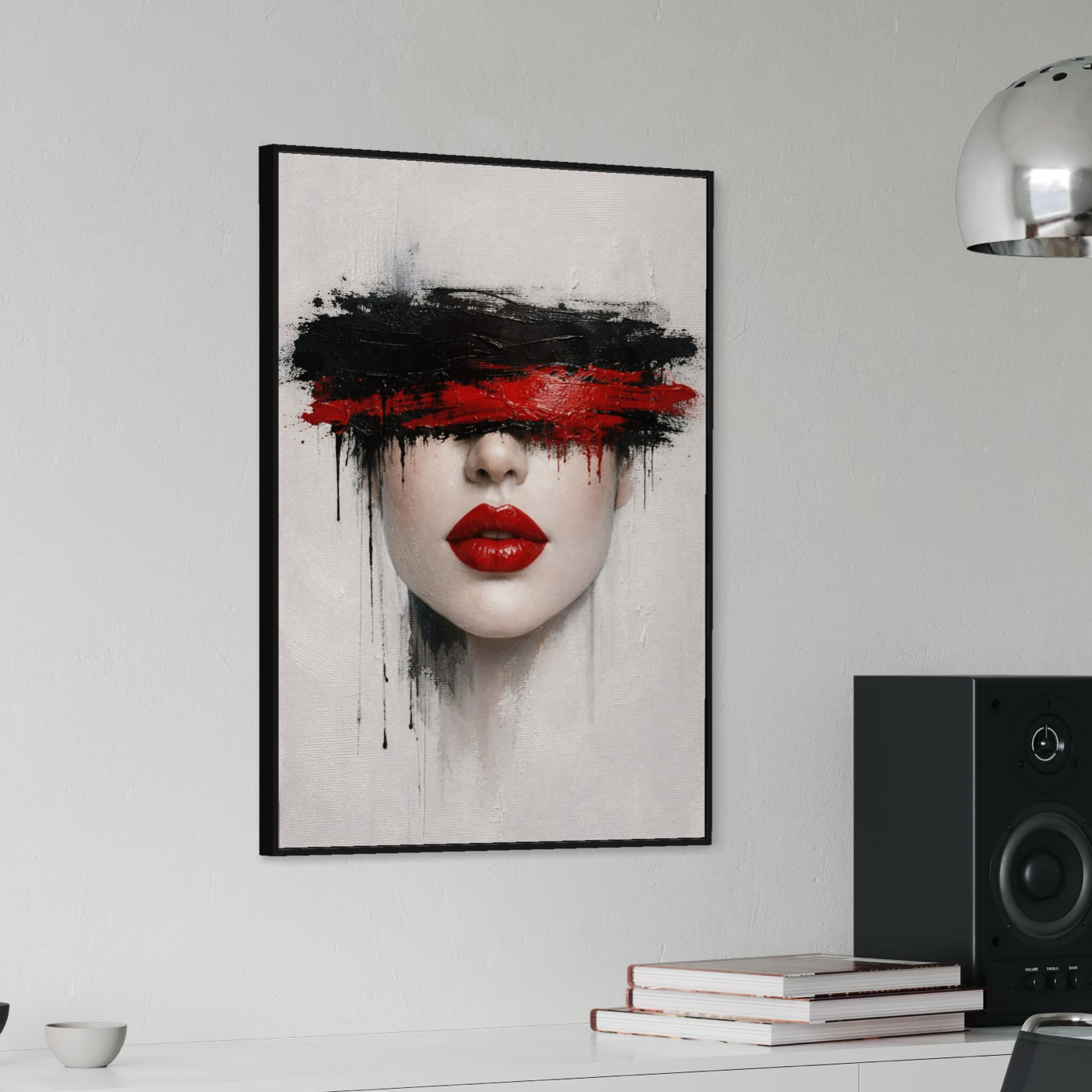 Tableau femme abstrait moderne Rouge Silence tableau femme abstrait noir et rouge dans une décoration intérieure moderne et minimaliste