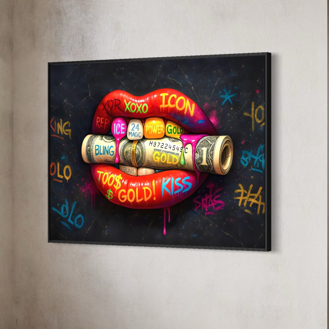 Tableau Morsure Cash – Pop Art Luxe et Argent | SPEKTRA Tableau Morsure Cash présenté sur un mur contemporain, représentant des lèvres rouges mordant un rouleau de billets dans un univers pop art inspiré du luxe, de l’argent et de la consommation.