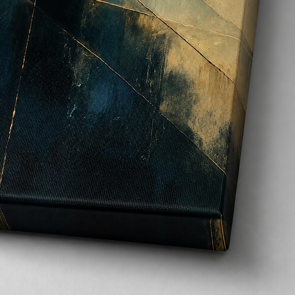 Tableau Alliance Dorée – Abstrait Géométrique Bleu et Or Détail de la toile Alliance Dorée mettant en valeur la texture canvas, les nuances bleu pétrole et les lignes dorées d’une œuvre abstraite contemporaine.
