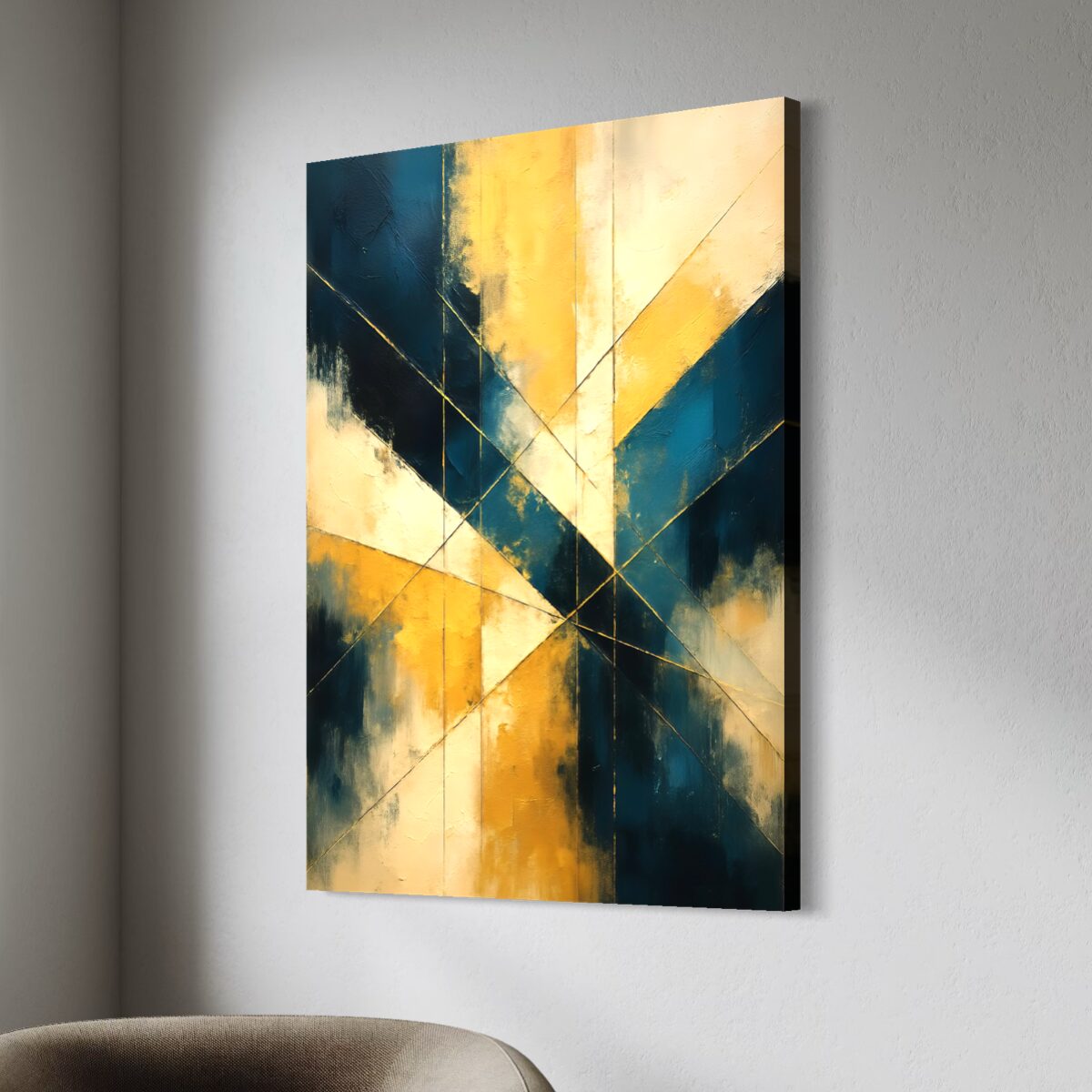 Tableau Alliance Dorée – Abstrait Géométrique Bleu et Or Tableau Alliance Dorée sur toile représentant une composition abstraite géométrique bleu pétrole, beige et or dans une décoration contemporaine élégante.