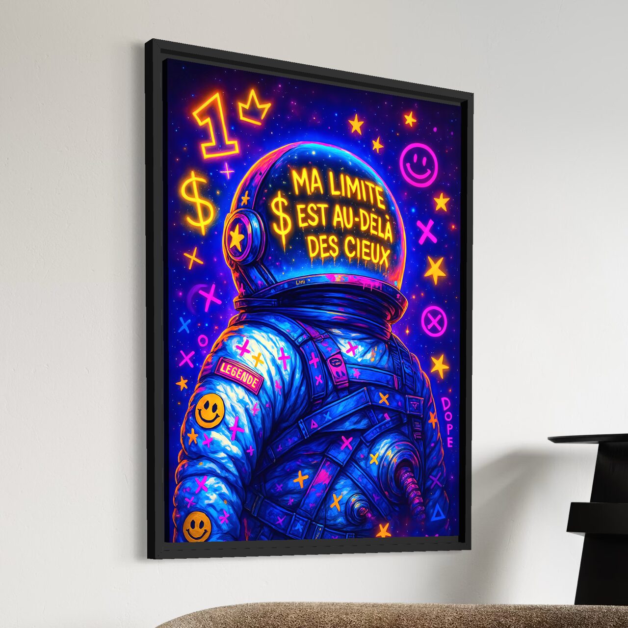 Tableau Horizon Infini – Astronaute Pop Art et Ambition | SPEKTRA Tableau Horizon Infini encadré représentant un astronaute pop art dans l’espace avec citation inspirante, couleurs néon et univers cosmique contemporain