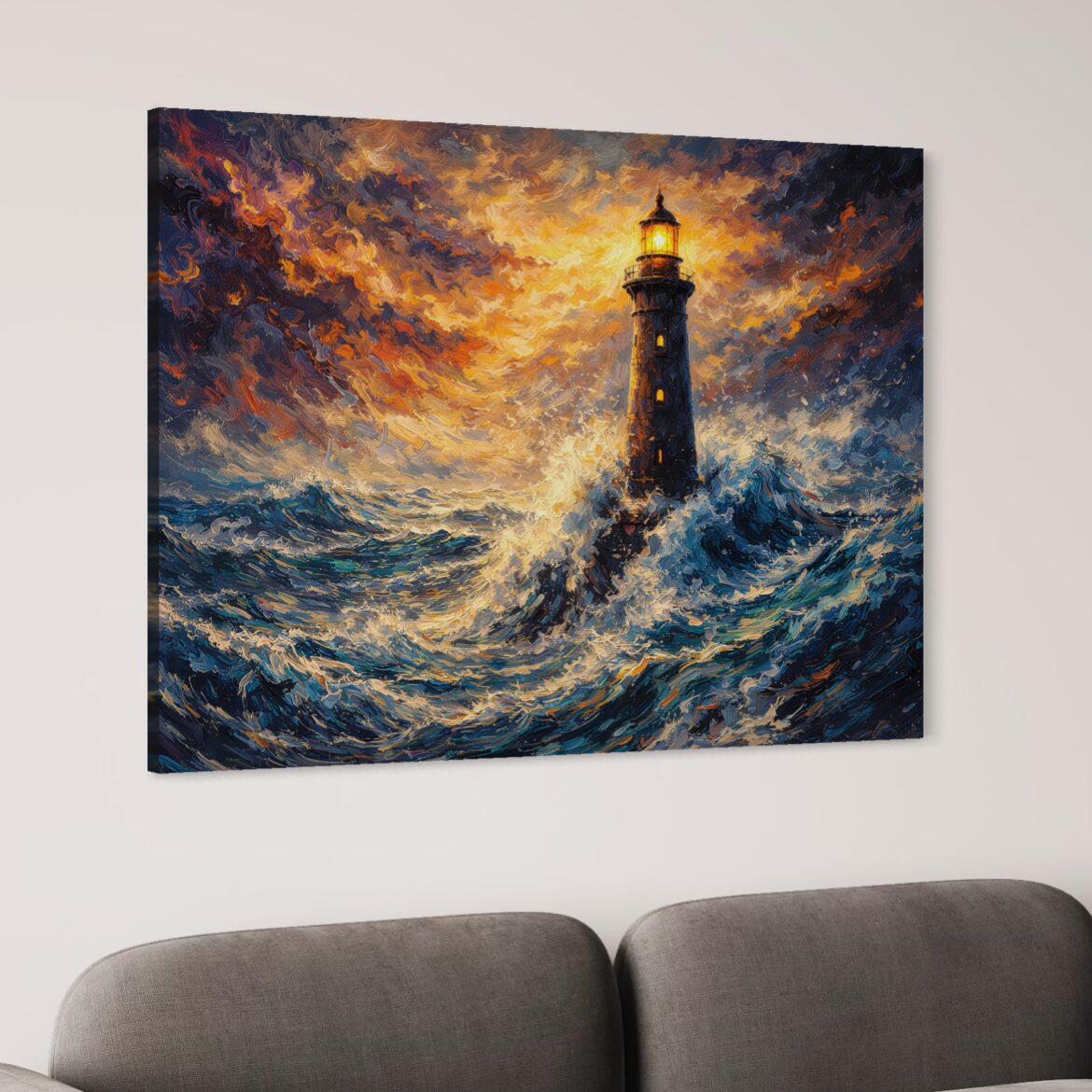 Tableau Phare Breton sur toile murale représentant un phare illuminé face aux vagues puissantes de l'océan Atlantique sous un ciel tempétueux inspiré de la Bretagne.