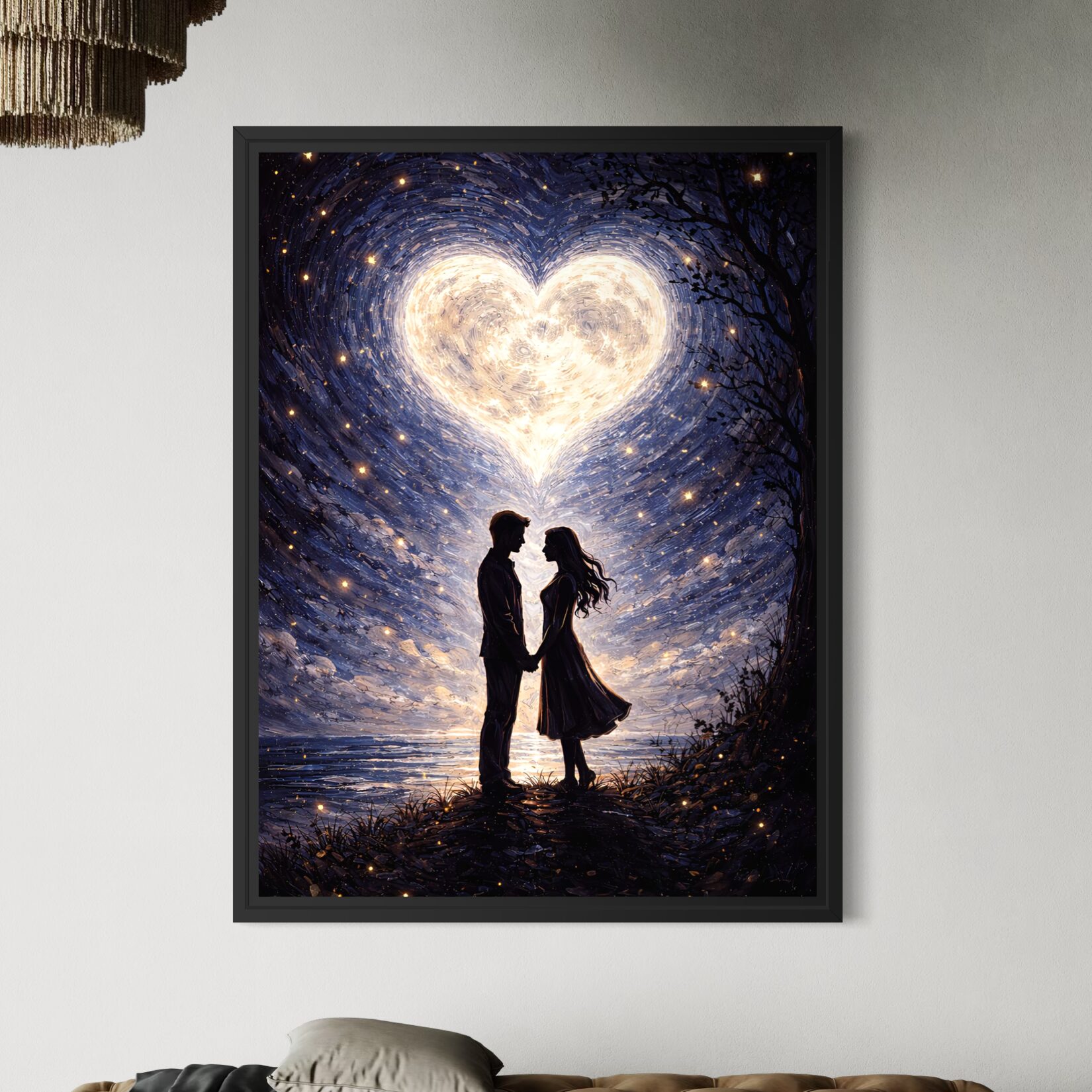 Tableau Destins Croisés – Couple Romantique et Cœur Lumineux Tableau romantique Destins Croisés encadré représentant un couple amoureux sous un cœur céleste lumineux dans un ciel étoilé, décoration murale élégante SPEKTRA.