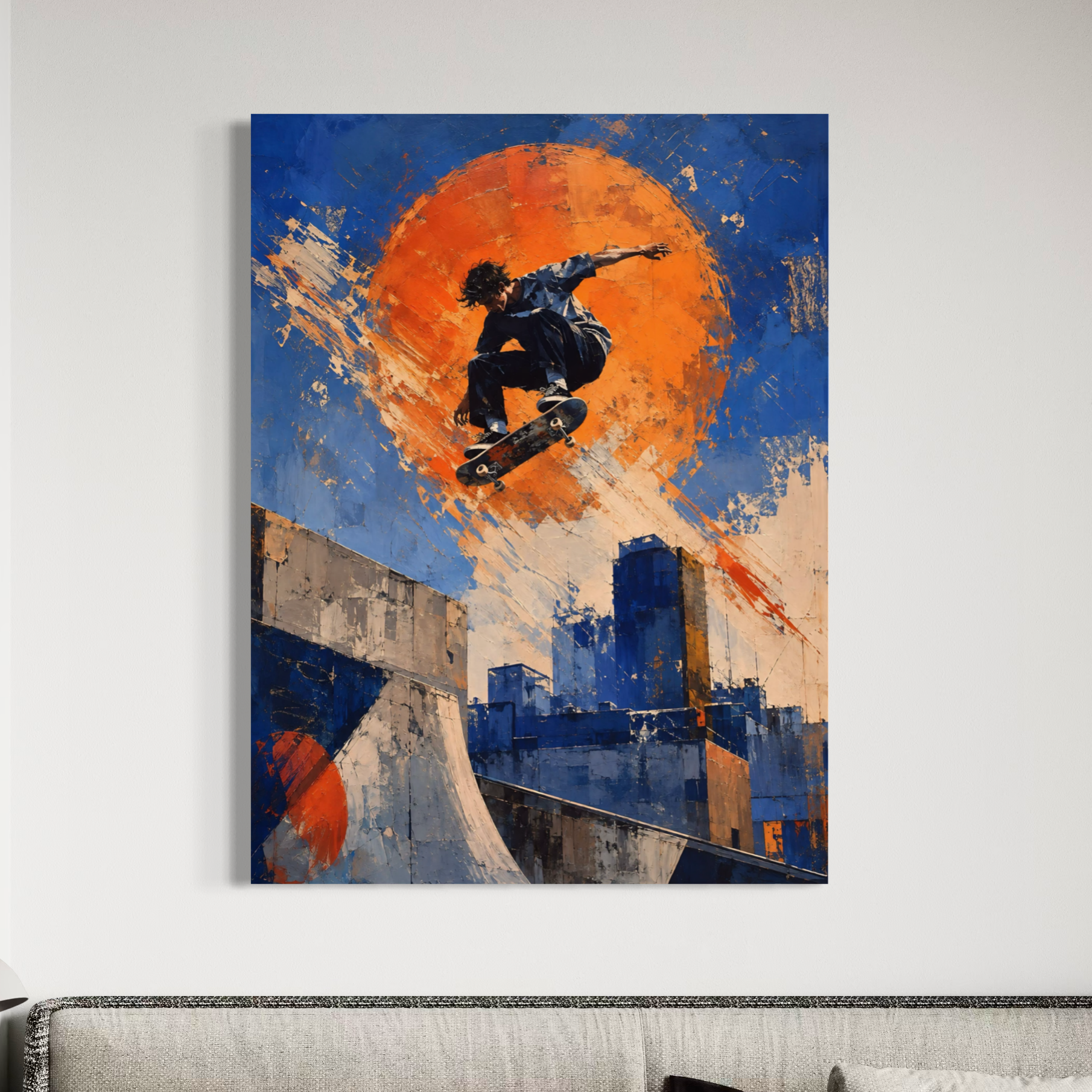 Tableau skateboard Street Session – art urbain moderne et décoration street Tableau Street Session sur toile au-dessus d’un canapé, avec skateur en plein saut dans un décor urbain bleu et orange